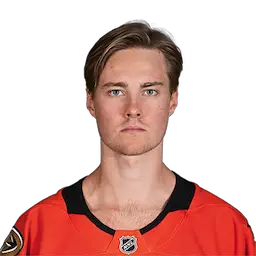headshot of Calle