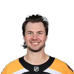 headshot of Andrew