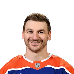headshot of Zach