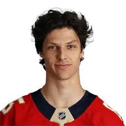 headshot of Hunter